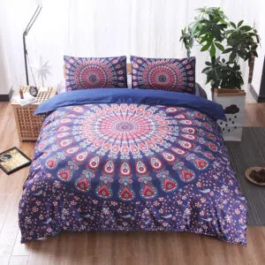 Parure de lit mandala violet, bonne qualité et à la mode. Très confortable sur un lit dans une maison