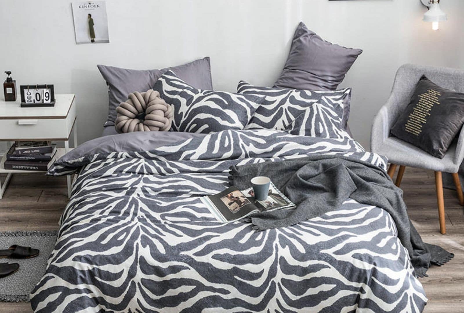 Parure De Lit Double Léopard-Zèbre - 100% Coton Italien, Drap Plat 250x300cm, Housse 180x200cm, Taies 52x82cm - Imprimé Animalier, Lavable Machine