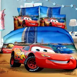 Parure de lit Flash McQueen, bonne qualité et à la mode, confortable sur un lit dans une maison