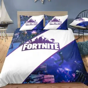 Parure de lit jeu Fortnite. Bonne qualité, confortable et à la mode sur un lit dans une maison