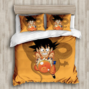 Parure de lit Kid Goku. Bonne qualité, confortable et à la mode sur un lit dans une maison