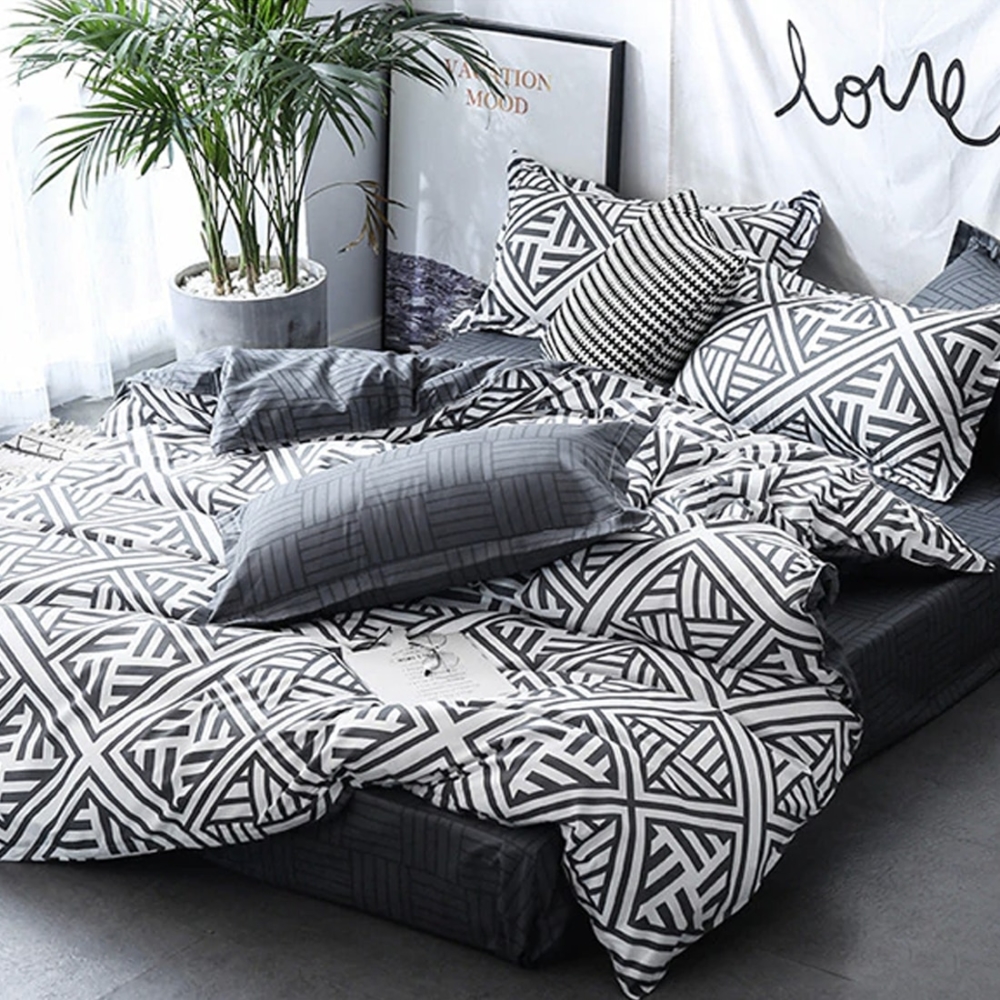 Parure de lit noir et blanc motifs géométriques plnbmg