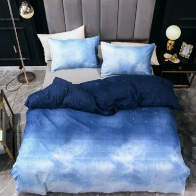 Parure de lit motif ciel bleu étoilé. Bonne qualité, confortable et à la mode sur un lit dans une maison