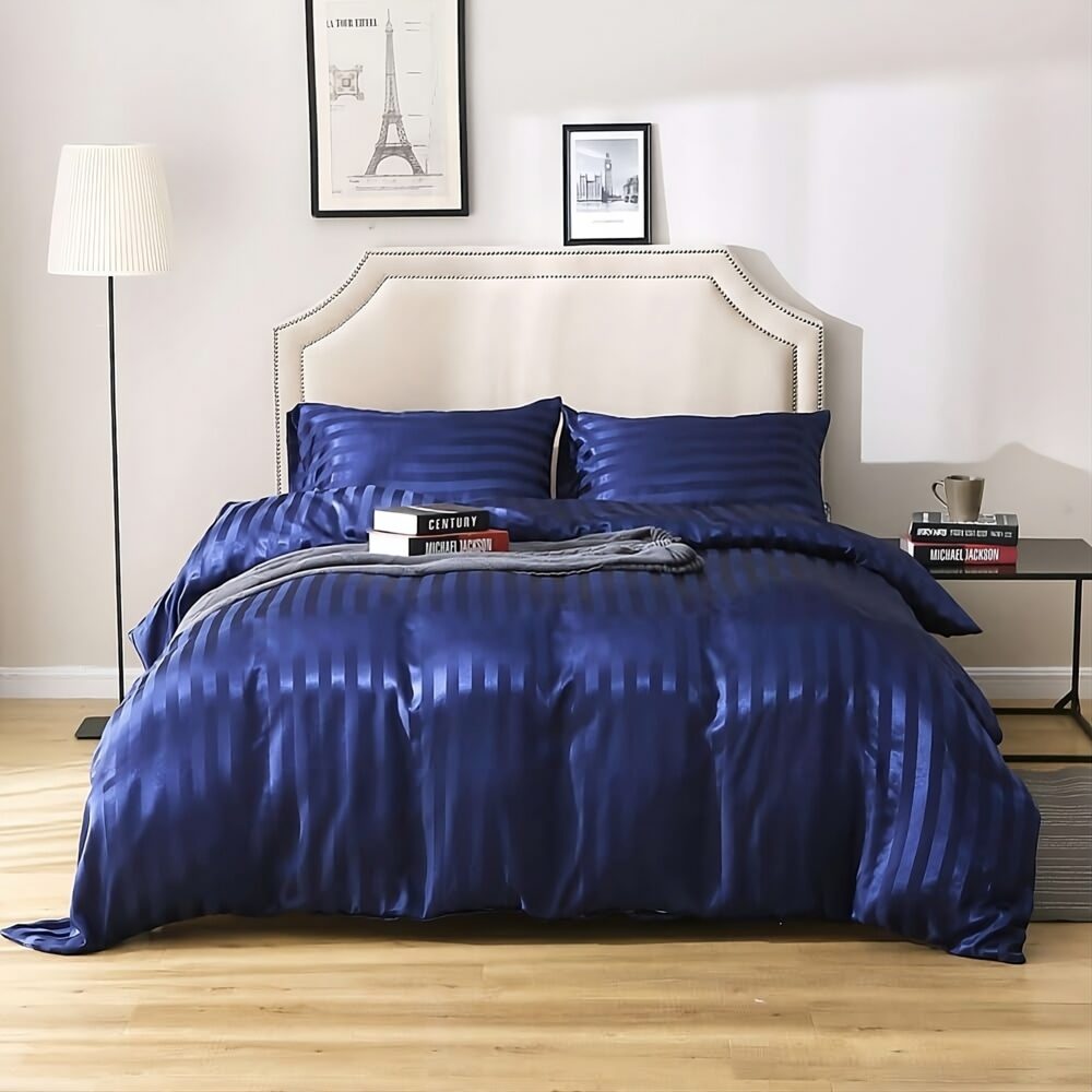 Parure de lit bleu royal rayée ton sur ton 49098 366ce2 transformed