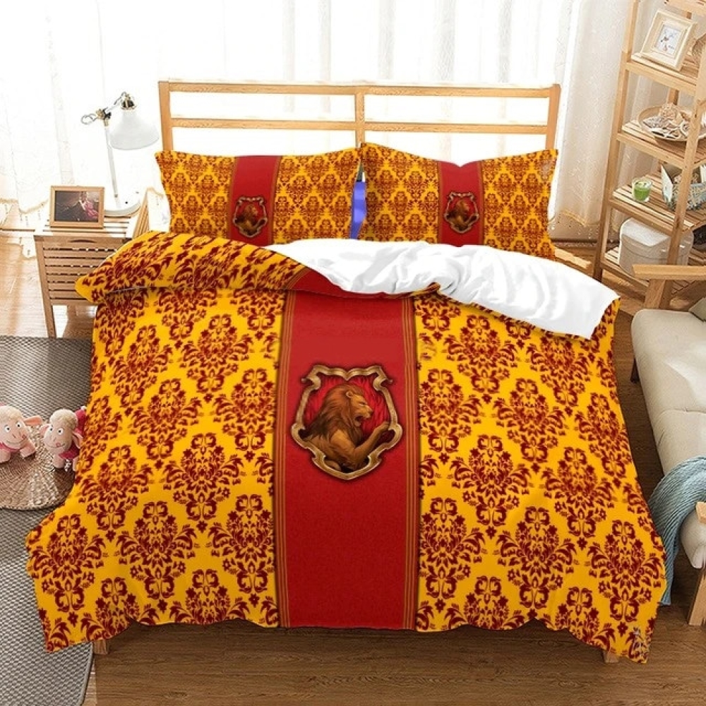 Parure de lit Lion Gryffondor rouge jaune. Bonne qualité, confortable et à la mode sur un lit dans une maison