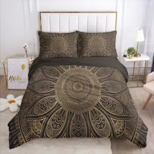 Parure de lit mandala noir et doré. Bonne qualité, confortable et à la mode sur un lit dans une maison