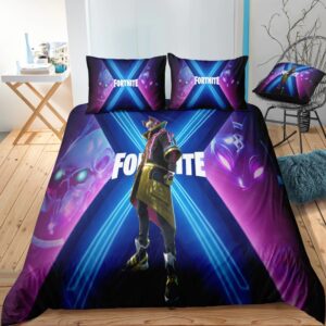 Parure de lit Fortnite violet bleu. Bonne qualité, confortable et à la mode sur un lit dans une maison