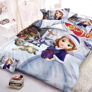 Parure de lit princesse Sofia. Bonne qualité, confortable et à la mode sur un lit dans une maison