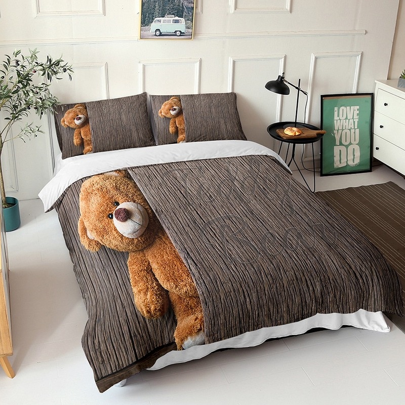 Parure de lit ourson Teddy. Bonne qualité, confortable et à la mode sur un lit dans une maison