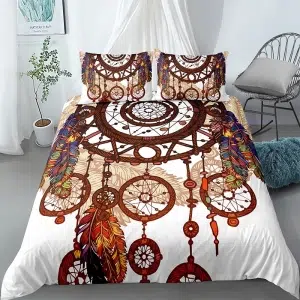 Parure de lit attrape rêve blanc style indien. Bonne qualité, confortable et à la mode sur un lit dans une maison