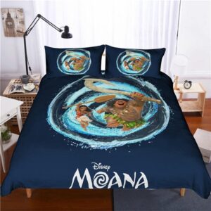 Parure de lit bleu marine de Moana et Maui. Bonne qualité, confortable, à la mode sur un lit dans une maison