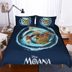 Parure de lit bleu marine de Moana et Maui. Bonne qualité, confortable, à la mode sur un lit dans une maison