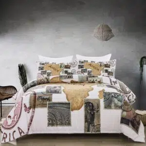 Parure de lit blanche timbre Africa. Bonne qualité, confortable et à la mode sur un lit dans une maison