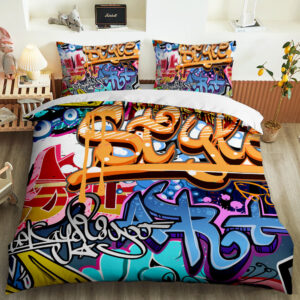 Parure de lit Hip Hop avec graffiti coloré. Bonne qualité, confortable et à la mode sur un lit dans une maison