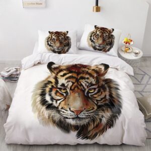 Parure de lit tête de tigre roux. Bonne qualité, confortable et à la mode sur un lit dans une maison