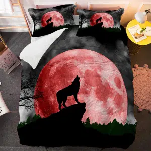 Parure de lit silhouette de loup sur fond de lune rouge. Bonne qualité, confortable et à la mode sur un lit dans une maison. Bonne qualité, confortable et à la mode sur un lit dans une maison