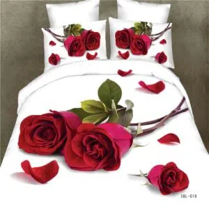 Parure de lit romantique à motif fleurs. Bonne qualité, confortable et à la mode