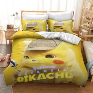 Parure de lit jaune avec imprimé détecteur Pikachu. Bonne qualité, confortable et à la mode sur un lit dans une maison