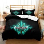 Parure de lit Minecraft de couleur noir avec le logo style néon turquoise, dans une chambre