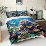 Parure de lit à imprimé nature marine et récif coralien, dans une chambre à coucher