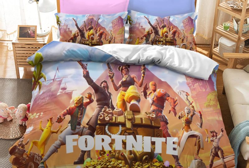 Parure de lit bleu marron avec imprimé Fortnite. Bonne qualité, confortable et à la mode sur un lit dans une maison
