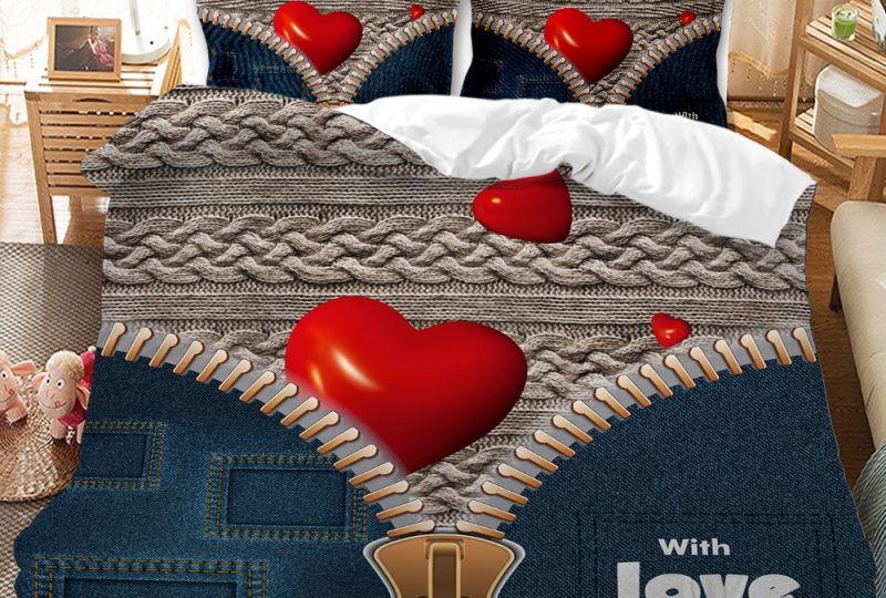 Parure de lit à motif fermeture éclair et cœurs. Bonne qualité, confortable et à la mode sur un lit dans une maison