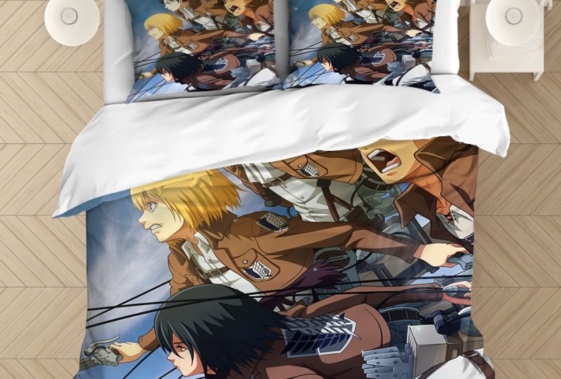 Parure de lit attaque des titans. Bonne qualité, confortable et à la mode sur un lit dans une maison