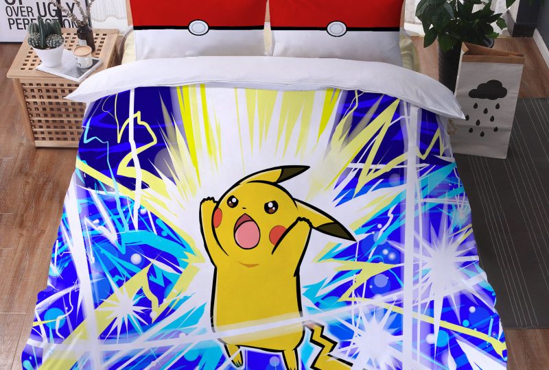 Parure de lit Pikachu tempête de foudre. Bonne qualité, confortable et à la mode sur un lit dans une maison