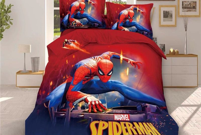 Parure de lit bleue et rouge Spiderman. Parure de lit bleue et rouge Spiderman