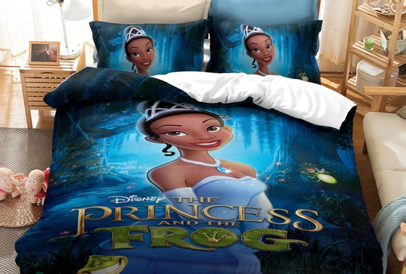 Parure de lit princesse Tiana. Bonne qualité, confortable et à la mode sur un lit dans une maison