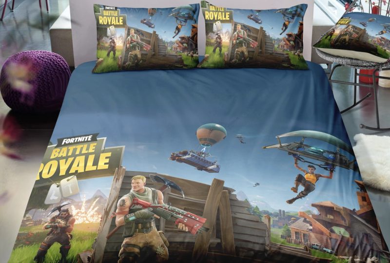 Parure de lit jeux Fortnite mode Battle Royale. Bonne qualité, confortable et à la mode sur un lit dans une maison