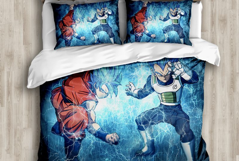 Parure de lit Son Goku et Végéta Super Sayian Blue. Bonne qualité et à la mode sur un lit dans une maison