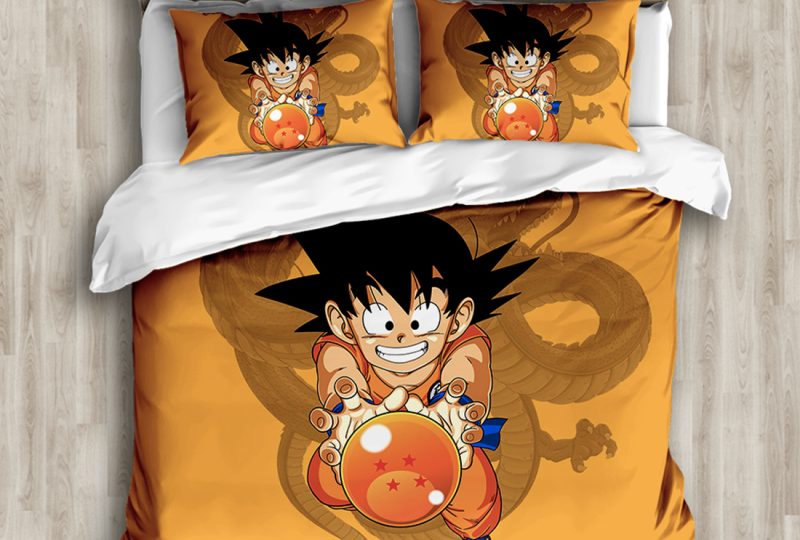 Parure de lit Kid Goku. Bonne qualité, confortable et à la mode sur un lit dans une maison