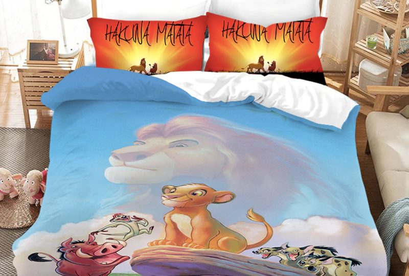 Parure de lit les aventures de Simba. Bonne qualité, confortable et à la mode sur un lit dans une maison